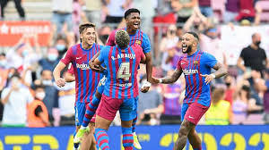 膝盖有过明 膝盖有过明